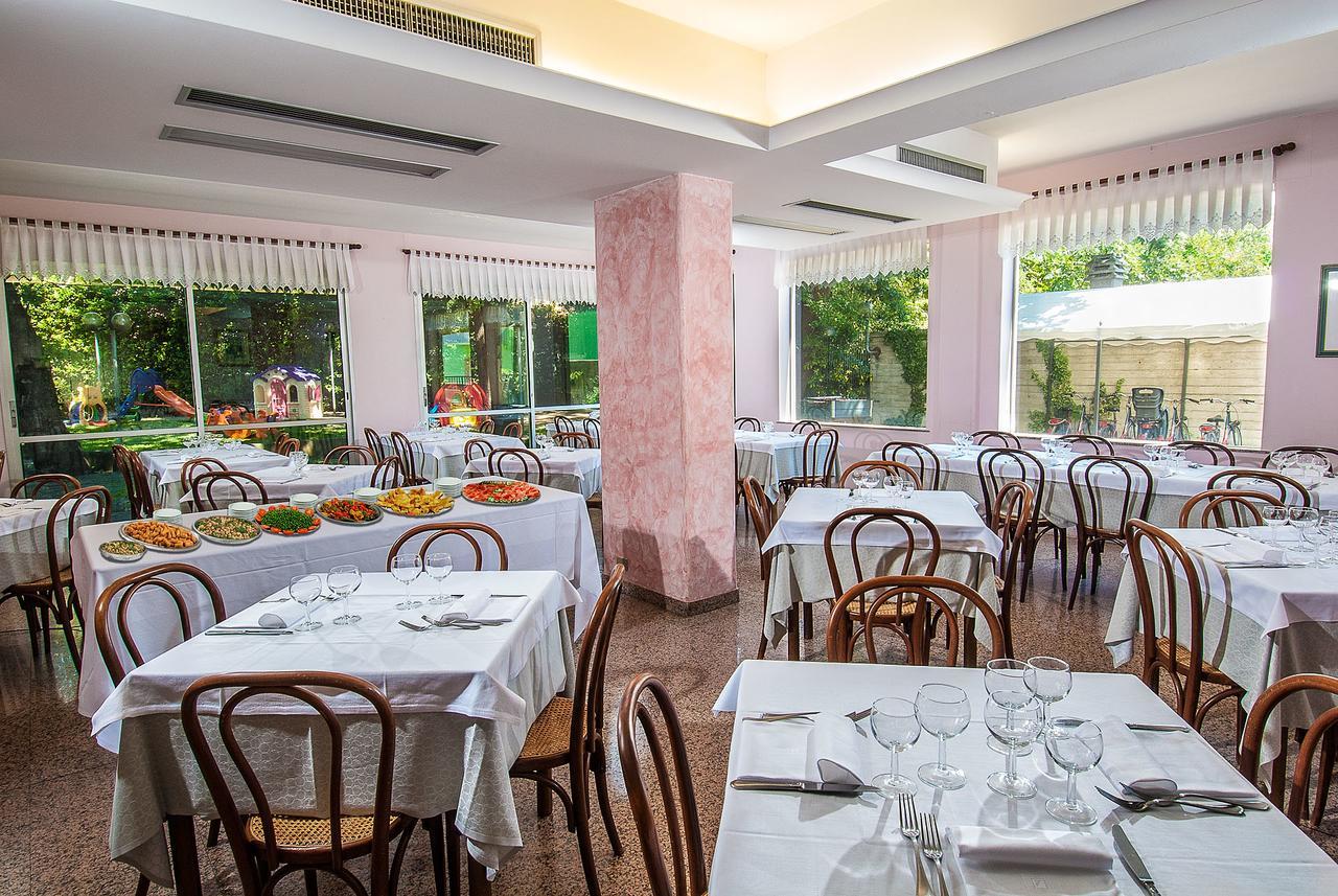 Hotel Le Querce Senigallia Exterior photo